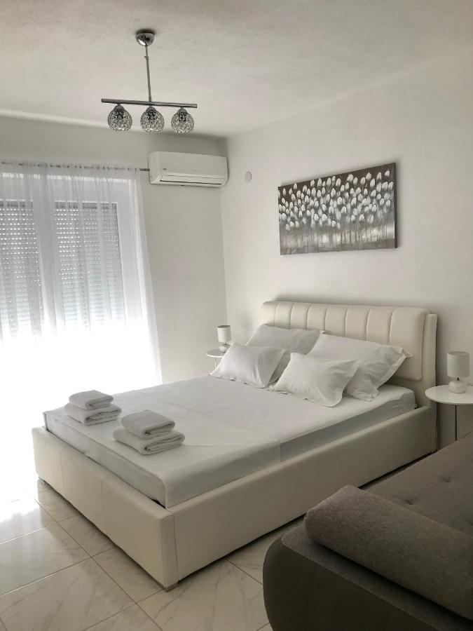 Jurkas Apartment Trogir Exterior photo